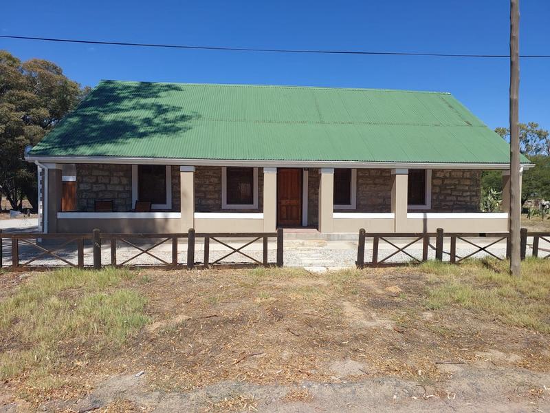 2 Bedroom Property for Sale in Nieuwoudtville Northern Cape